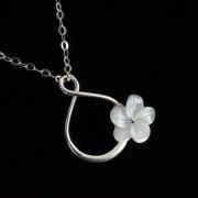 Infinity Necklace, Silver Infinity Pendant, Mother of Pearl Flower Infiniy Necklace,Forever Friendship, Bridesmaid Gifts, Sister,Flower Girl