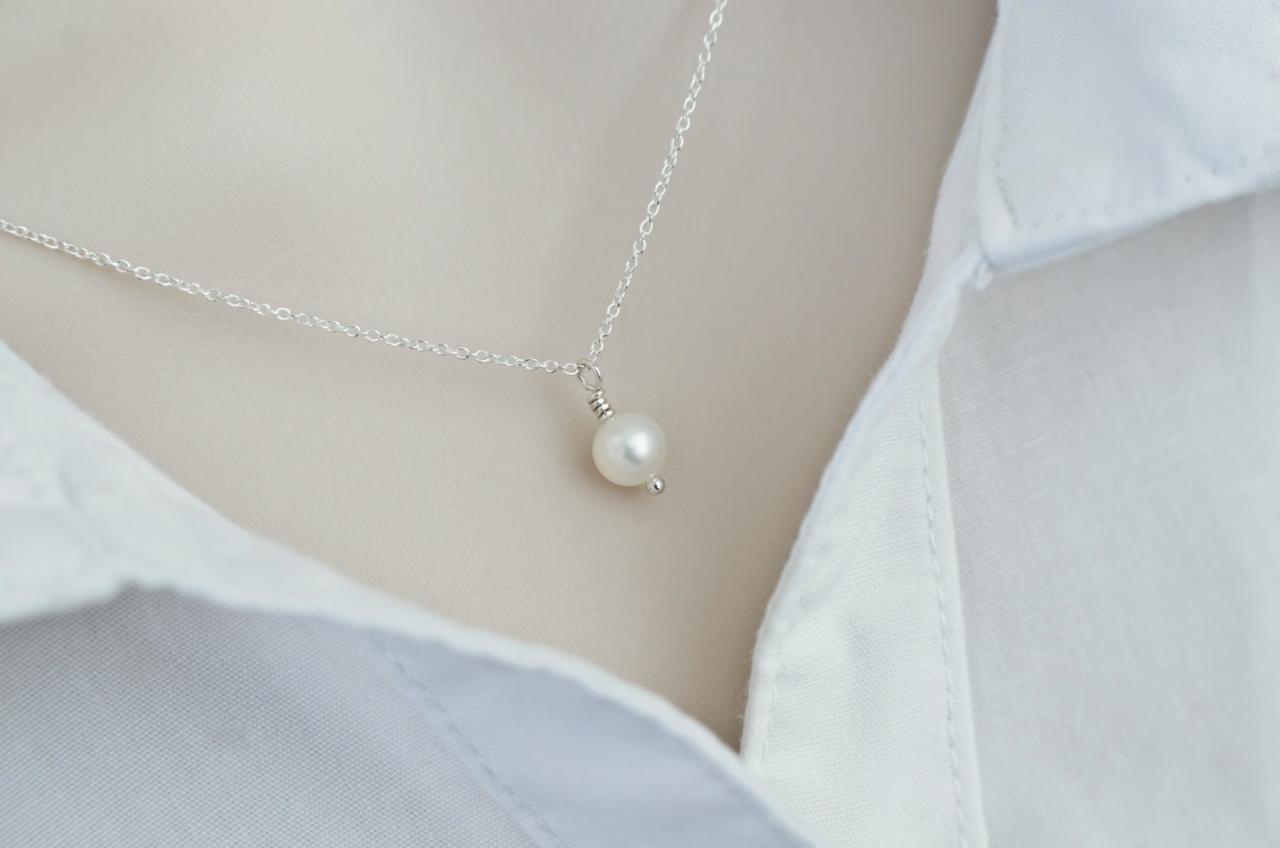 Pearl Necklace, Freshwater Pearl Necklace, Tiny Minimalist Freshwater Pearl, Petite Pearl Necklace Bridal Necklace, Simple Pearl Jewelry