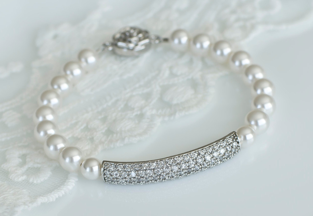 Bridal Bracelet, Bridal Pearl Bracelet, Bridesmaids Bracelet, White Swarovski Pearls And Cubic Zirconia Connector Bracelet,wedding Jewelry,
