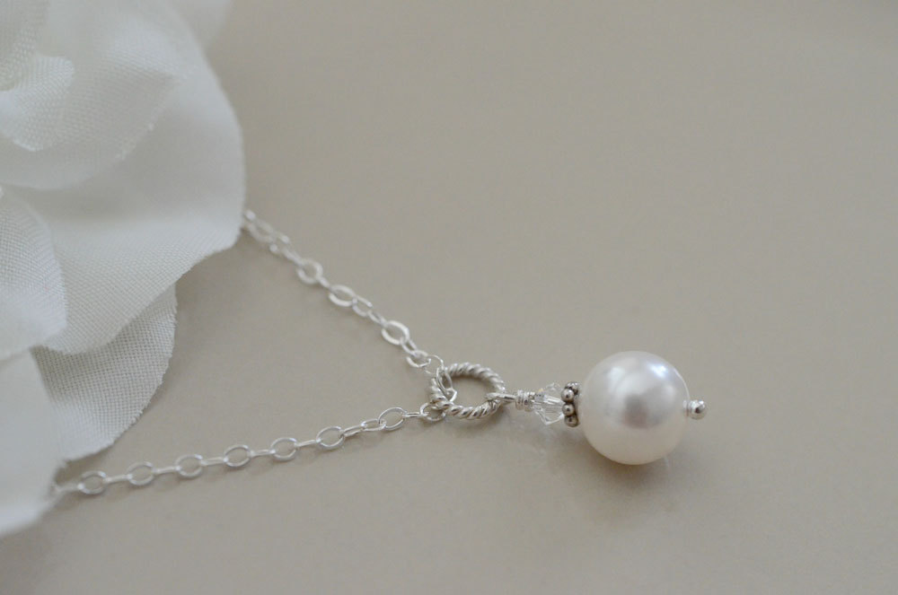 Single Pearl Necklace, Bridal Pearl Necklace, Swarovski Single Pearl Pendant, Simple And Modern Bridal Jewelry