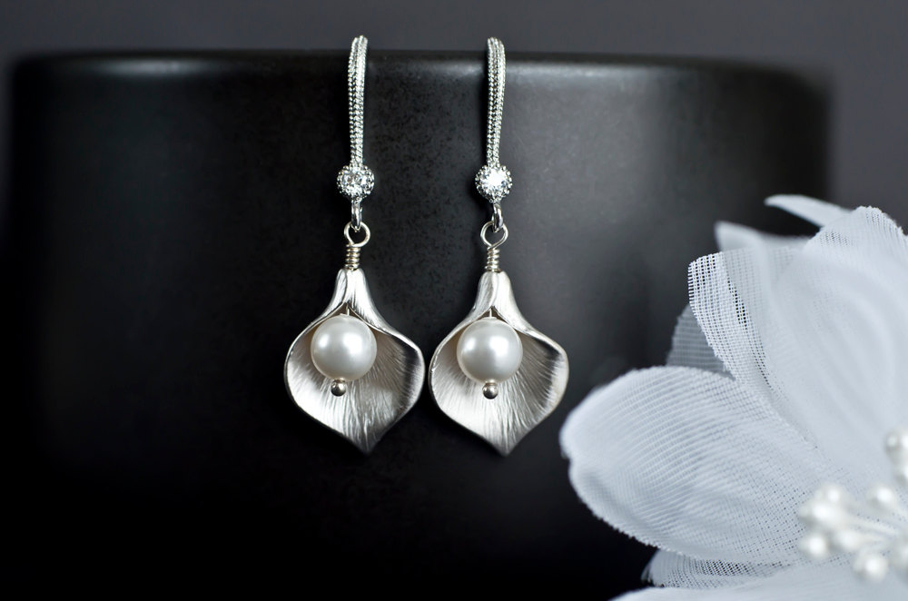 Calla Lily Flower And Swarovski Pearl Sterling Silver Earrings on Luulla